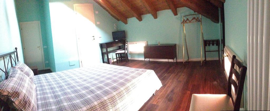 La Familia Bed & Breakfast